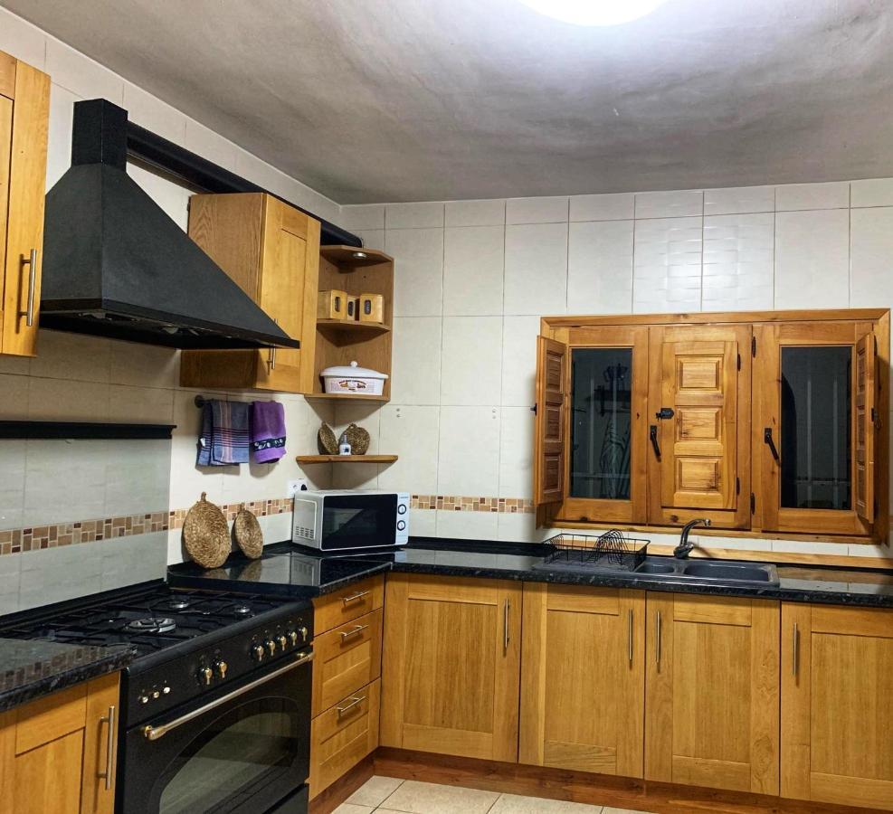 Valley Views Full House Stargazing In Valencia Holiday home *